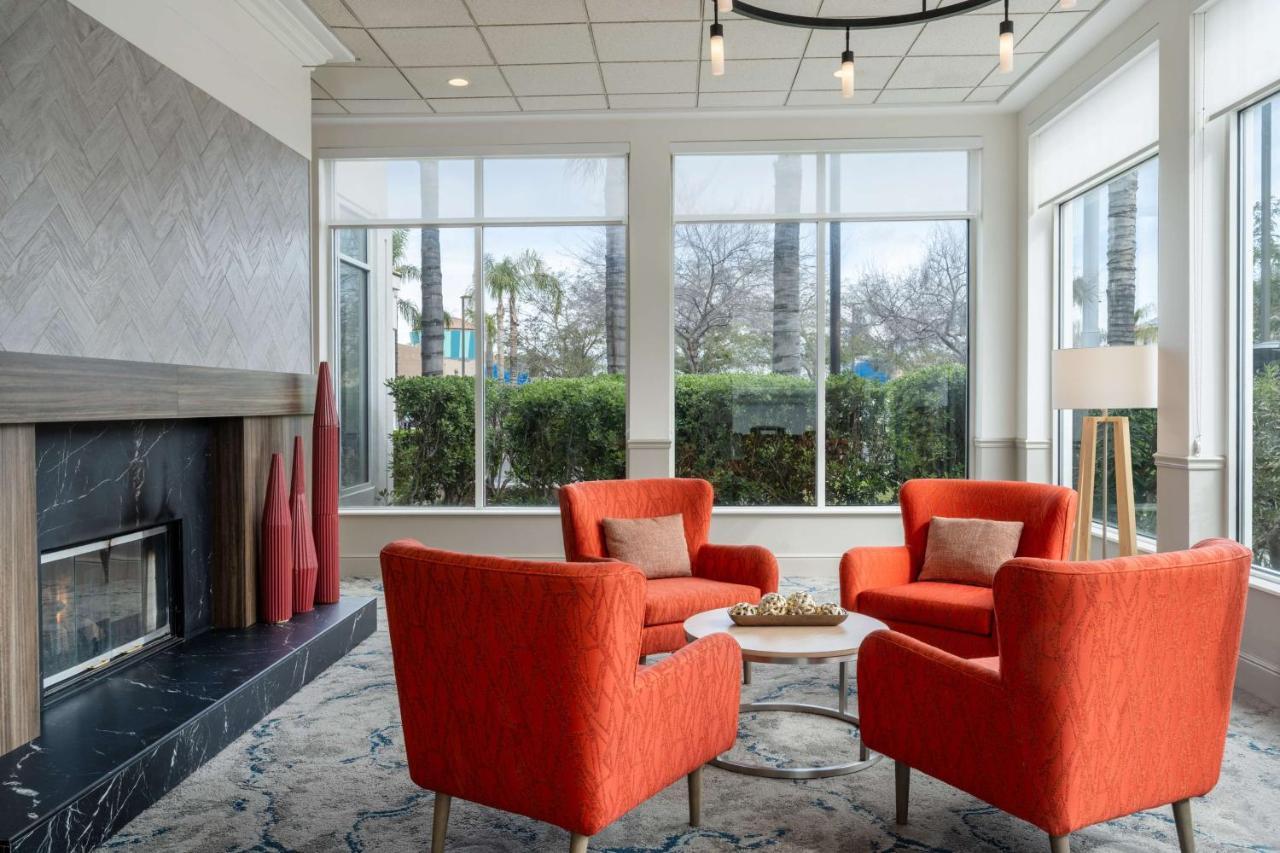 Hilton Garden Inn Bakersfield Zewnętrze zdjęcie