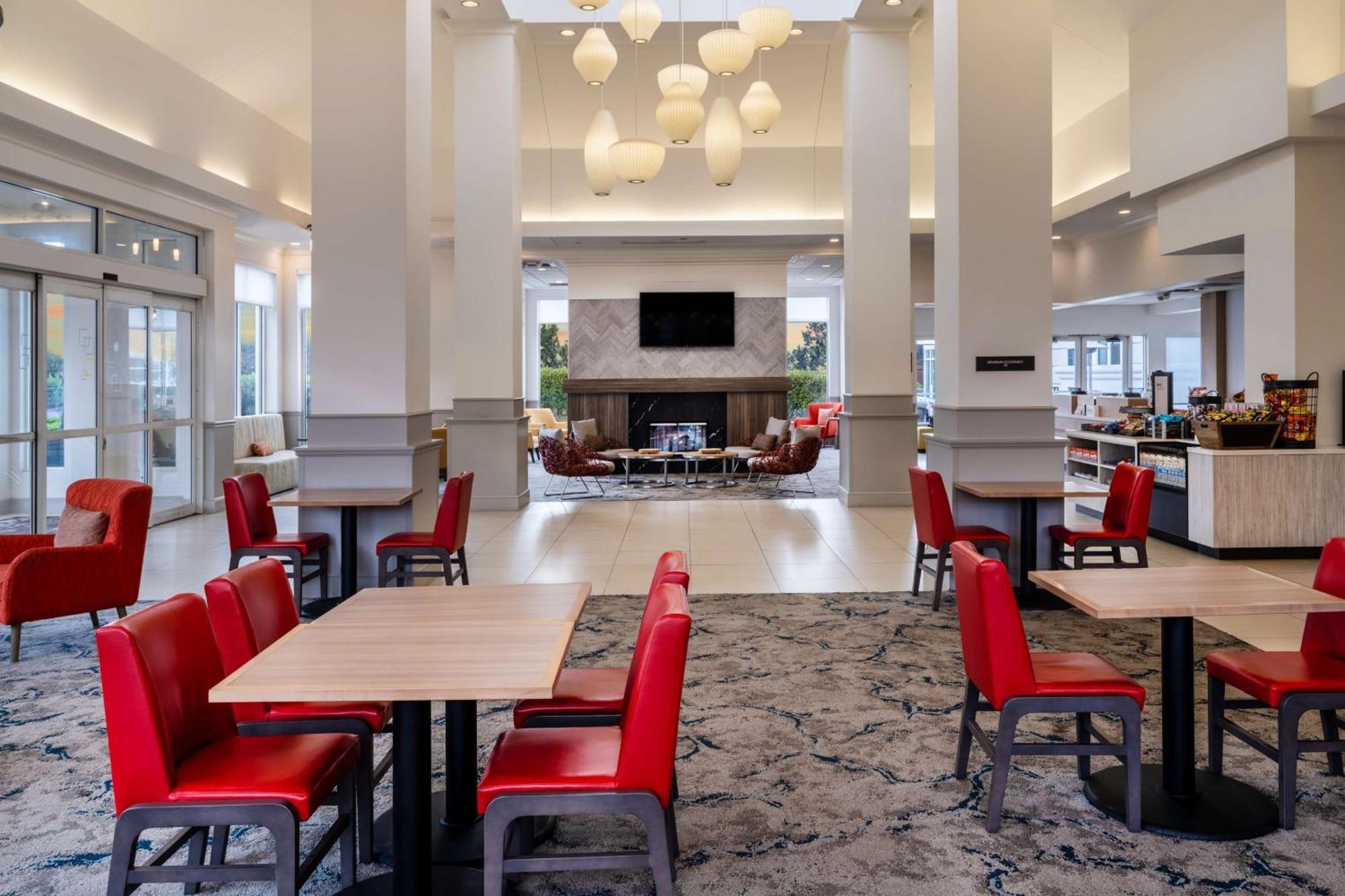Hilton Garden Inn Bakersfield Zewnętrze zdjęcie